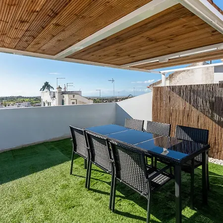 Σπίτι διακοπών Family-friendly With Ac & Patio By Lovelystay