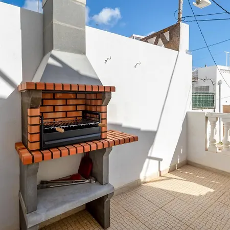 Family-friendly With Ac & Patio By Lovelystay Holiday home